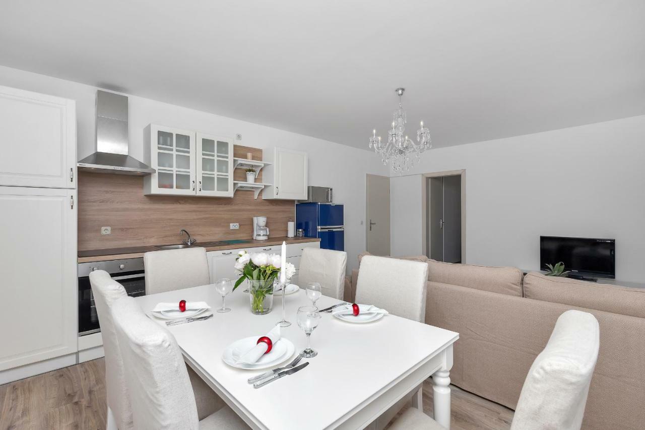 Apartments Marija Makarska Exterior foto